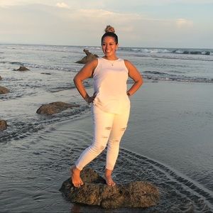 Meet your Posher, Evelin